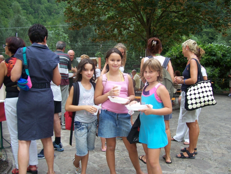  Image name: Estate127.jpg 
 width: 801 pixel 
 height: 602 pixel 
 Size: 455385 bytes 
 Click to enlarge 